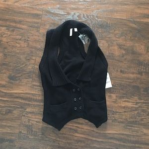 Black knit sweater vest. Black, size S. By Frenchi